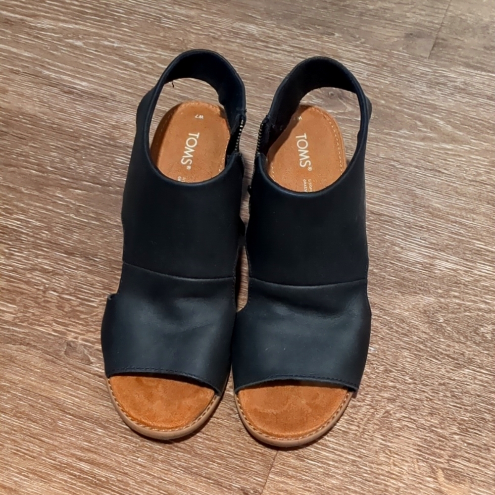 Toms Eliana Block Heel Sandals Size 7
